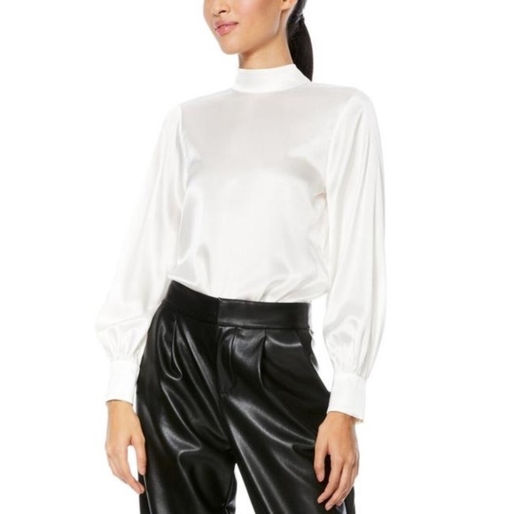 🤍 NWT Alice Olivia Ash Mock Silk-Blend Blouse - XS - Picture 2 of 4